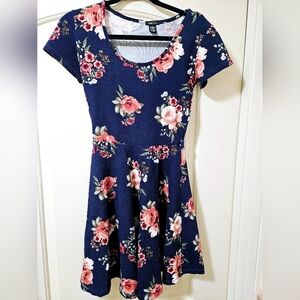 Rue21 Navy Blue Floral Dress Size Small